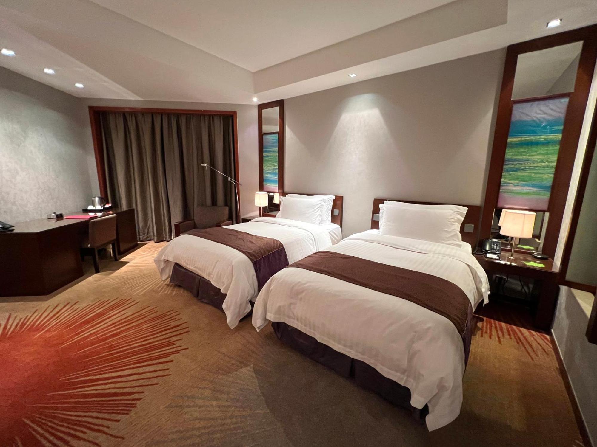 Baolong Hotel Шанхай Экстерьер фото