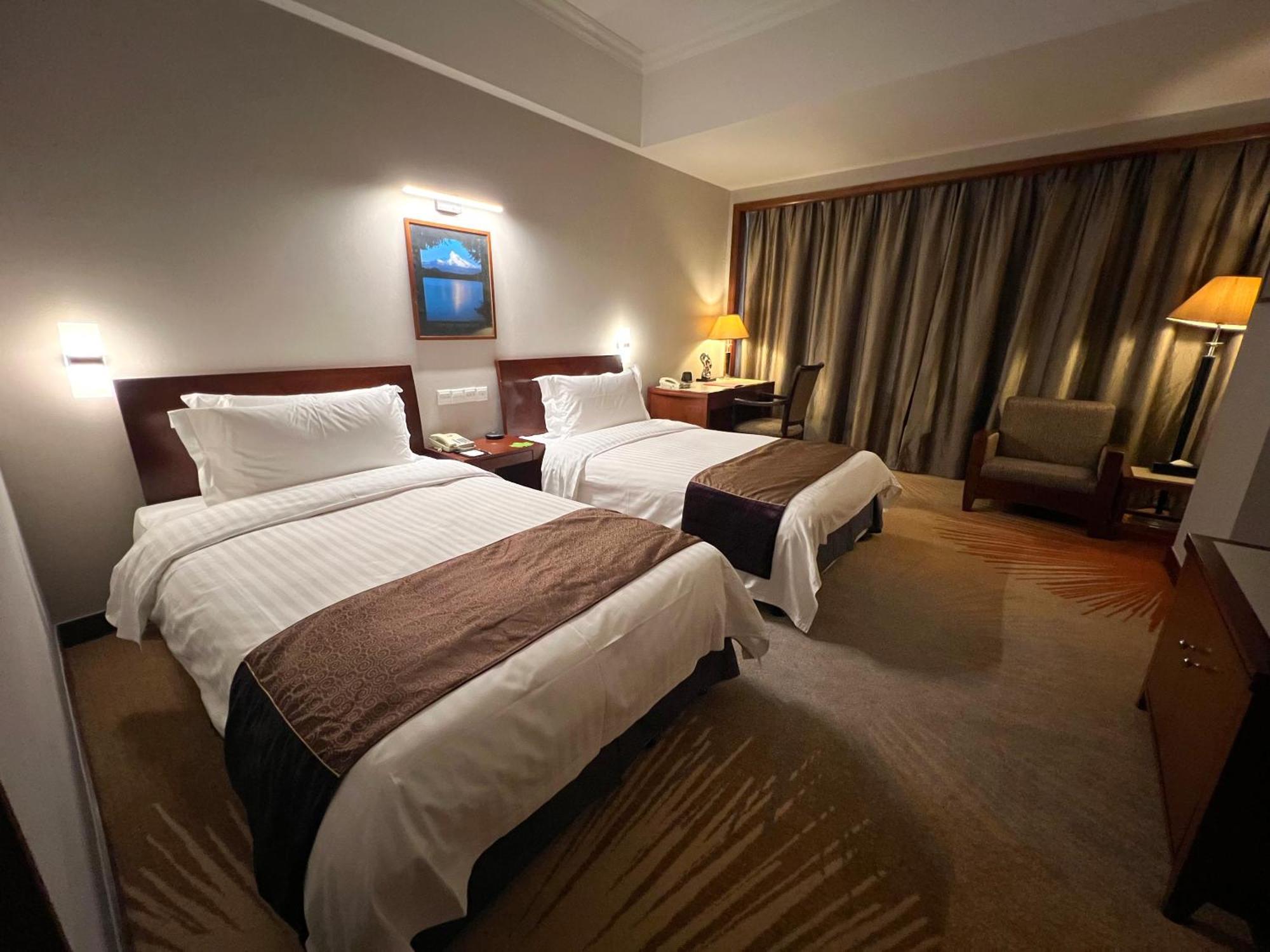 Baolong Hotel Шанхай Экстерьер фото