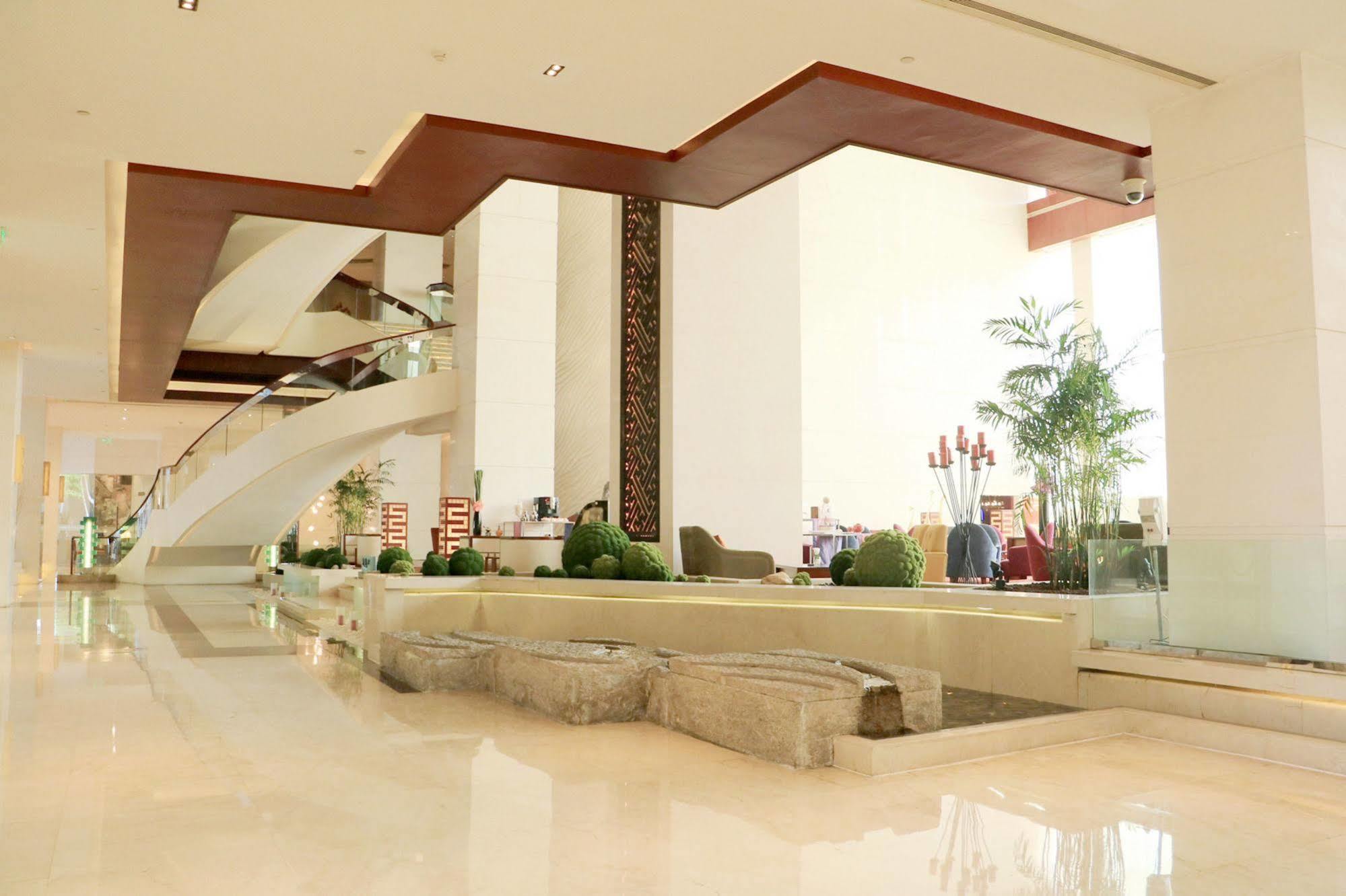 Baolong Hotel Шанхай Экстерьер фото